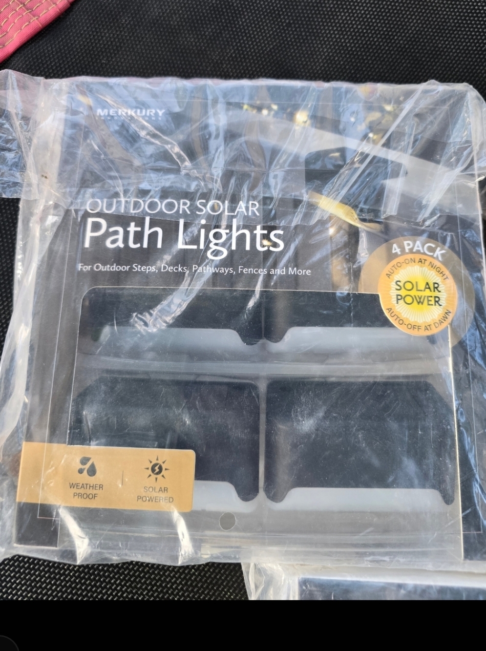 NEW Merkury Innovations Outdoor Solar Path Lights NWT NIB - Picture 3 of 3